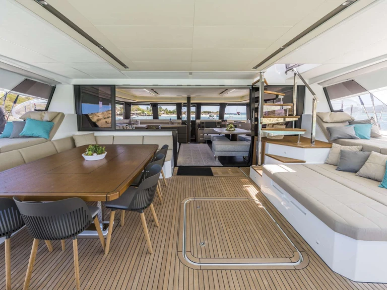 Yacht à louer à Naples au meilleur prix