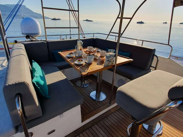 Louer Yacht avec ou sans skipper Sunreef à Porto-Vecchio