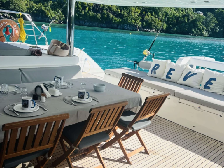 Louer Catamaran avec ou sans skipper Lagoon à Corse