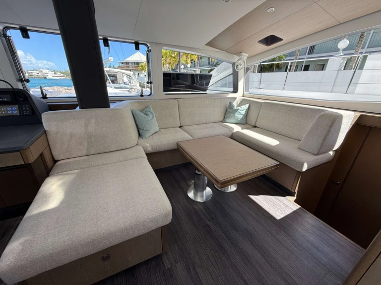 Location bateau Bahamas pas cher Flying Whale