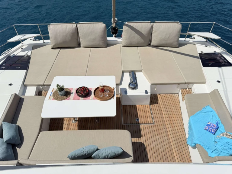 Location bateau Lávrio pas cher Fortune One