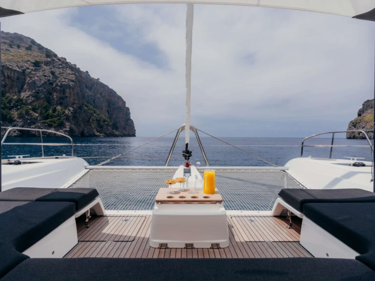 Louer Yacht avec ou sans skipper Lagoon à Athènes