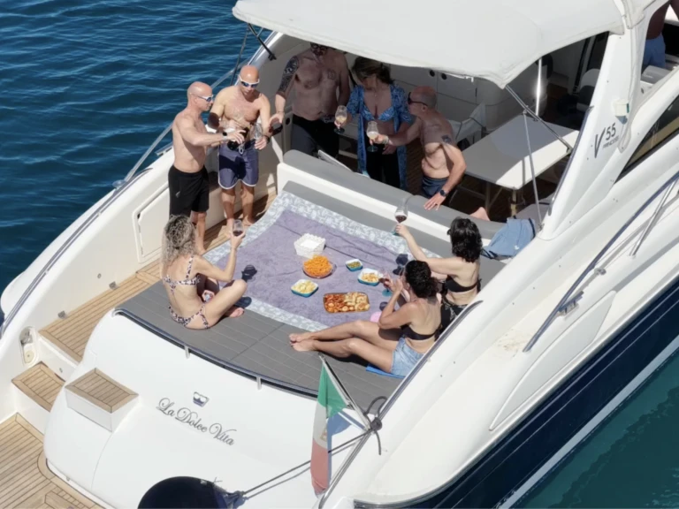 Location Bateau à moteur Princess avec permis