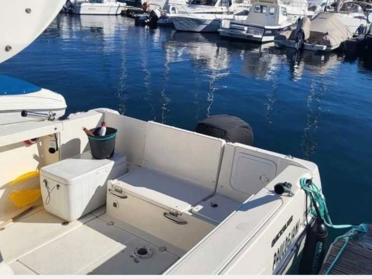 Location bateau Sesimbra pas cher Activ 605 Pilothouse