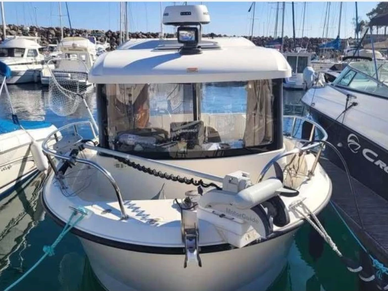 Bateau à moteur à louer à Sesimbra au meilleur prix