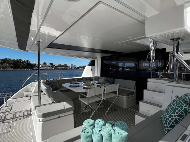 Yacht à louer à Caraïbes au meilleur prix