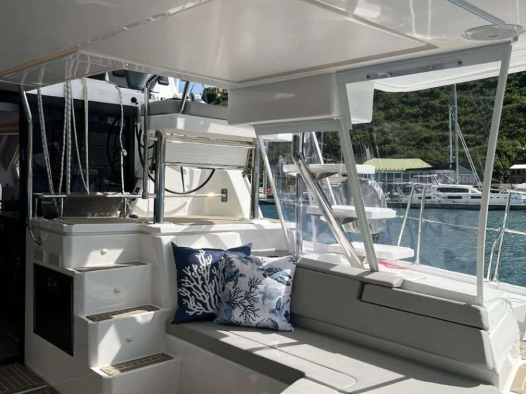 Louer Yacht avec ou sans skipper Leopard à Îles Vierges britanniques (BVI)
