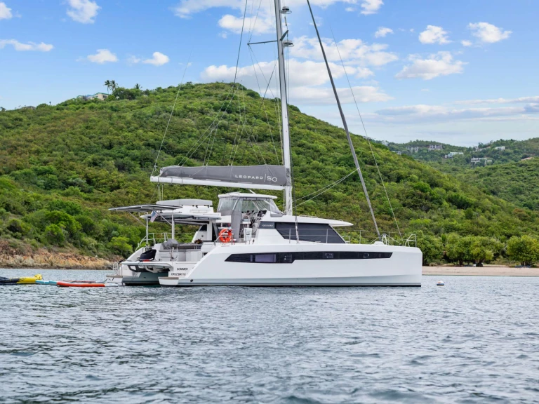 Location Yacht Leopard avec permis