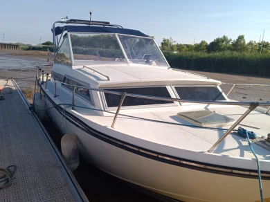 Alquiler Pauillac - Guy Couach Guy Couach 800 en SamBoat