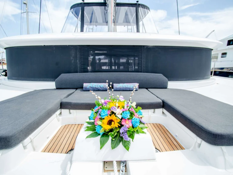 Louer Yacht avec ou sans skipper Lagoon à Athènes