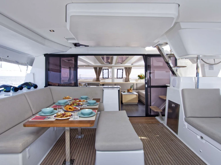 Louer Yacht avec ou sans skipper Fountaine Pajot à Volos
