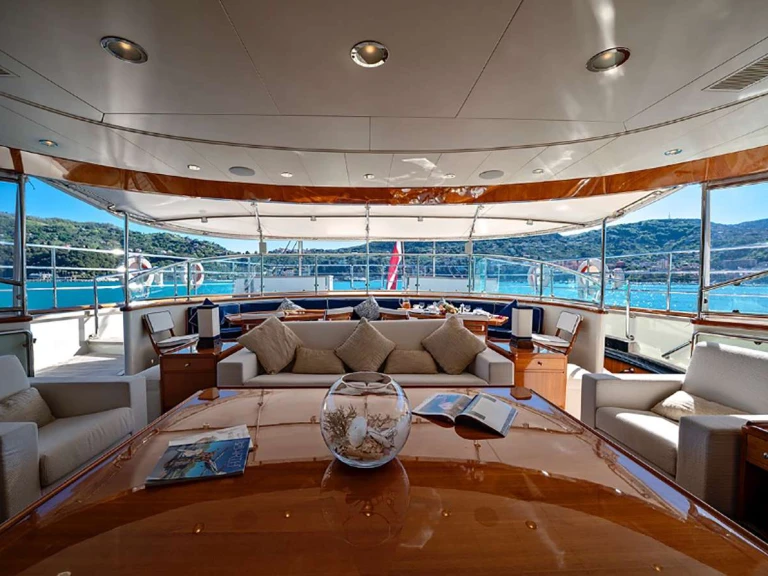 Louer Yacht avec ou sans skipper Perini Navi à La Spezia