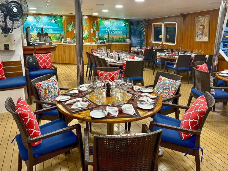 Louer Yacht avec ou sans skipper Custom à Papeete