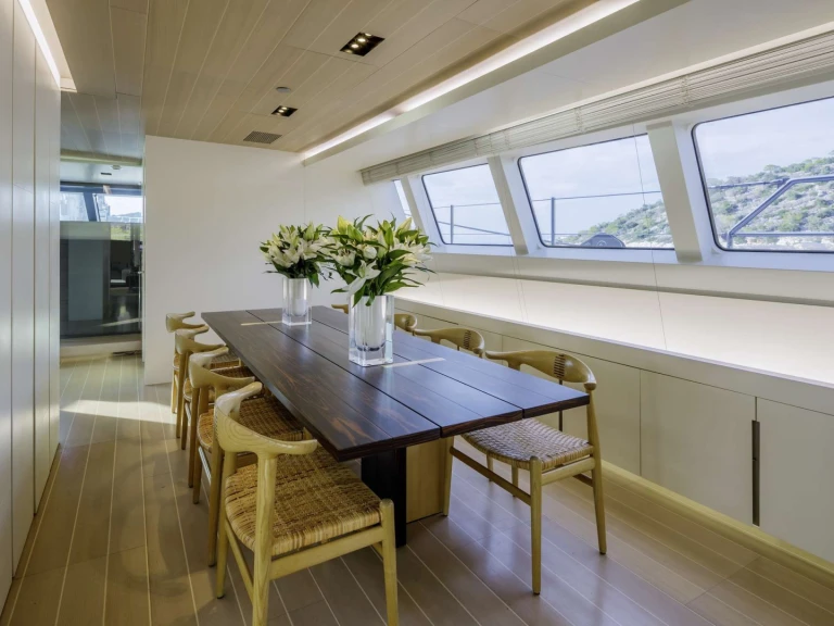 Louer Yacht avec ou sans skipper Perini Navi à Athènes