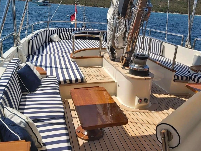 Perini Navi ELLEN a louer à Monte-Carlo