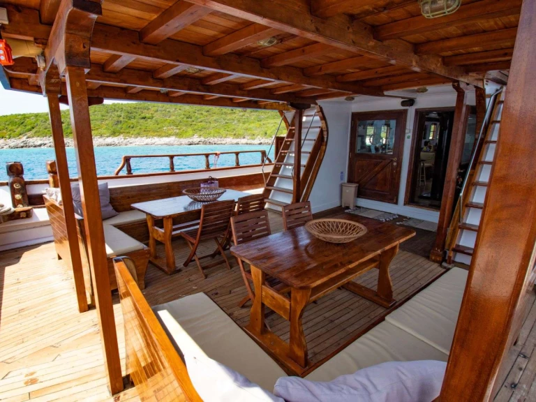 Location Yacht à Lefkada (Île) - Custom Gulet-Motor Sailor Aegeotissa II