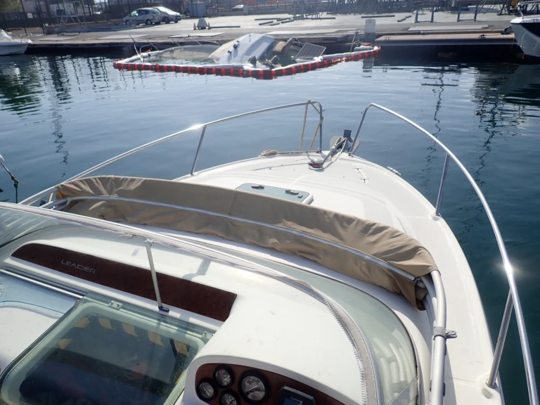 Location à Toulon - Jeanneau Leader 705 sur SamBoat