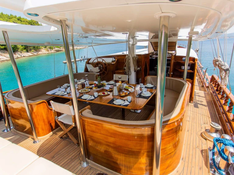 Location bateau Sibenik pas cher Dolce Vita