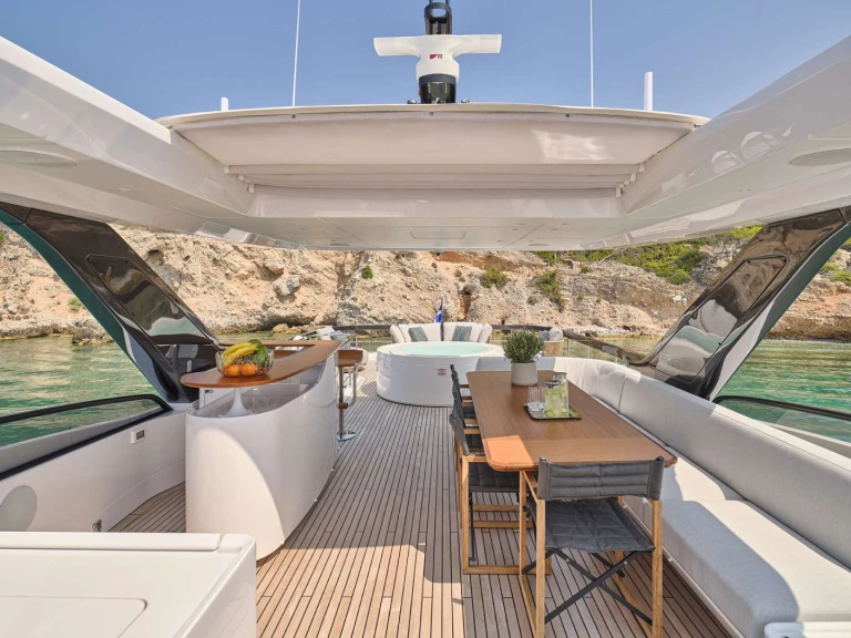 Azimut ALADDIN SANE a louer à Athènes