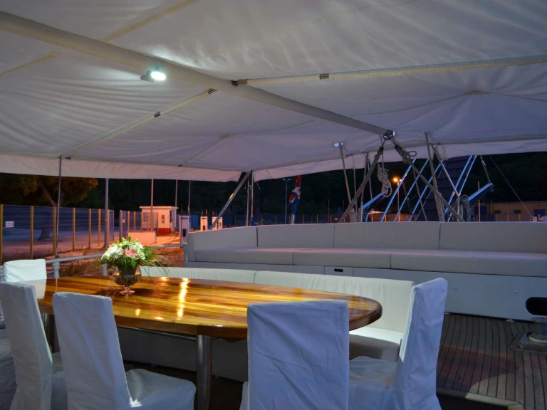 Location Yacht Ege Yat avec permis