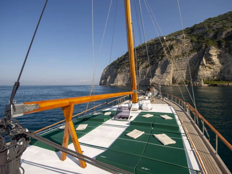 Location bateau Custom Gulet-Motor Sailor MARIA GIOVANNA à Castellammare di Stabia sur Samboat