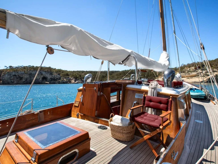 Location à Provence-Alpes-Côte d'Azur - Abeking & Rasmussen GAEL I sur SamBoat