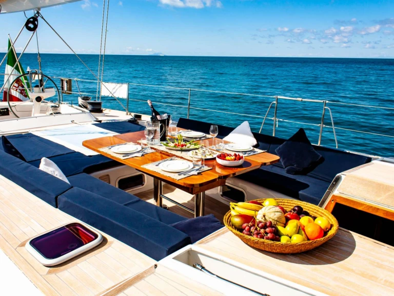 Louer Yacht avec ou sans skipper Franchini Yachts à Punta Ala