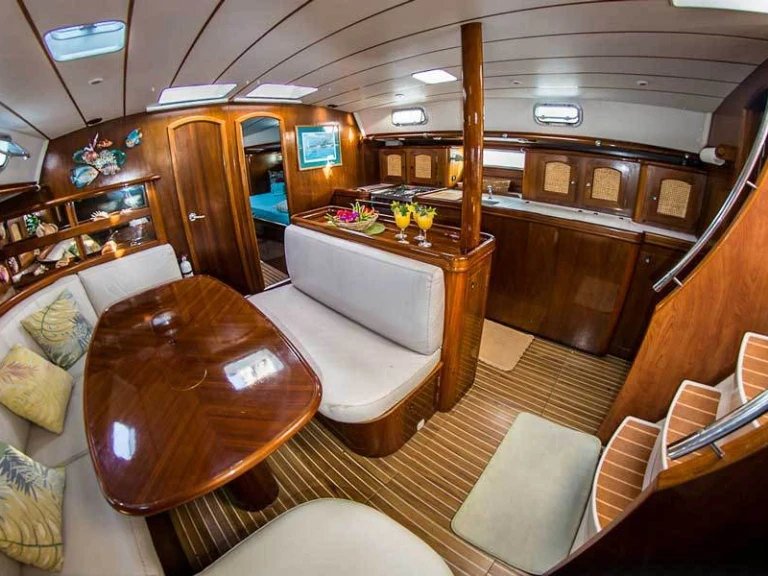 Location à Îles Vierges britanniques (BVI) - Bénéteau ANTILLEAN sur SamBoat