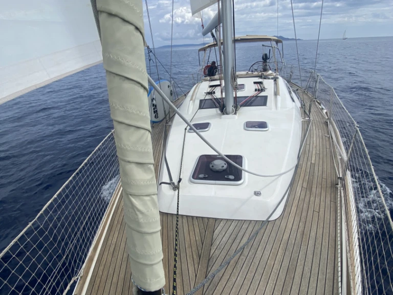 Louer Voilier avec ou sans skipper Bénéteau à Saint-Mandrier-sur-Mer