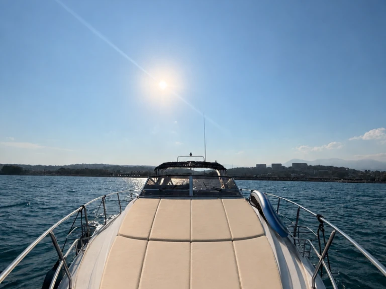 Location Yacht à Antibes - Princess 46