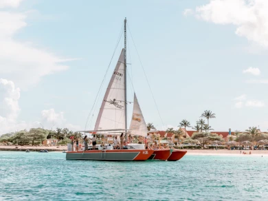 Alquiler de barcos Aruba barato de custom