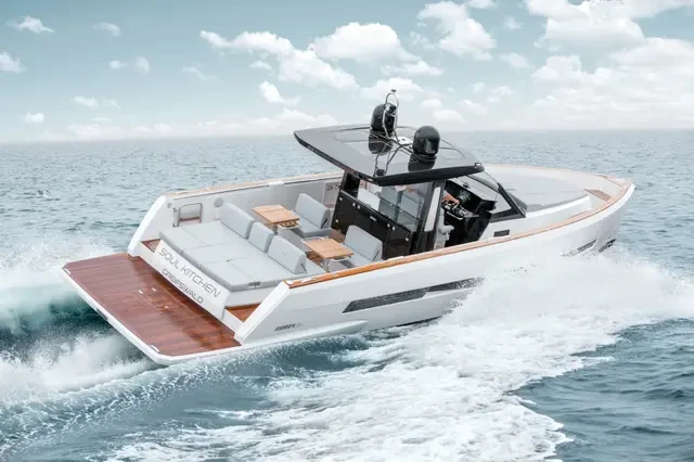 Location à Saint-Tropez - Fjord Fjord 42 Open sur SamBoat