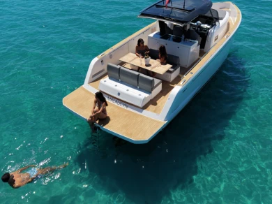 Motorboat to hire France at the best price