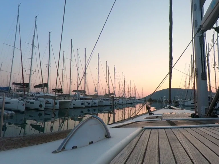 Location bateau Dufour Dufour 512 Grand Large à Corigliano-Rossano sur Samboat