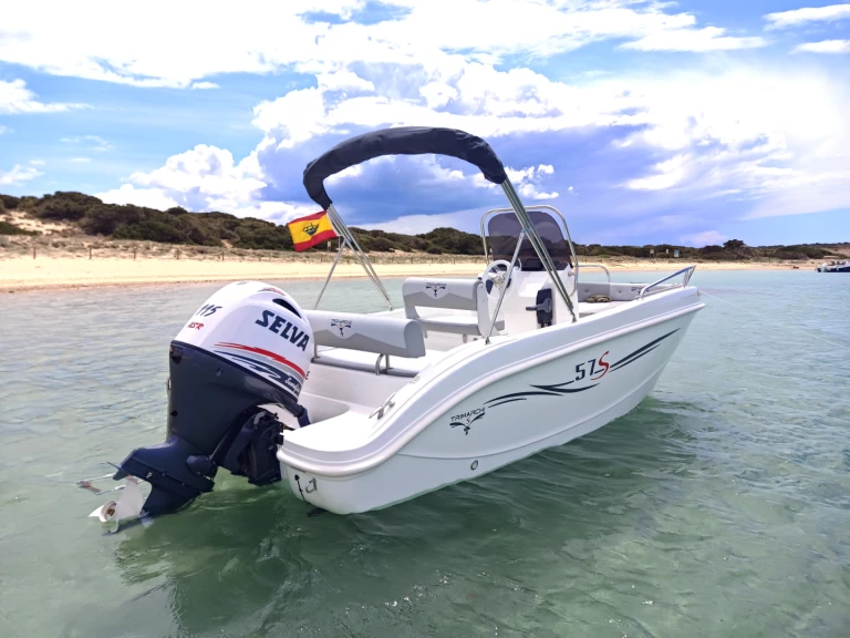 Location Bateau à moteur à Ibiza (Ville) - Trimarchi 57S