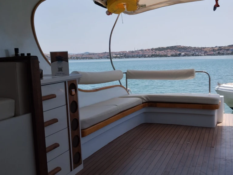 Louer Bateau à moteur avec ou sans skipper  à Ayvalık