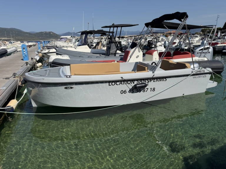 Location bateau Valory 525 à Porto Pollo sur Samboat