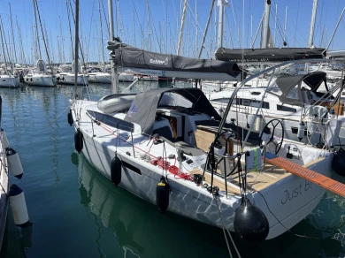 Noleggio Barca a vela Dehler con patente nautica