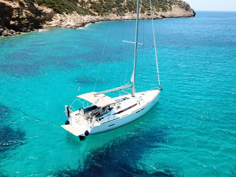 Jeanneau Sun Odyssey 419 a louer à Álimos