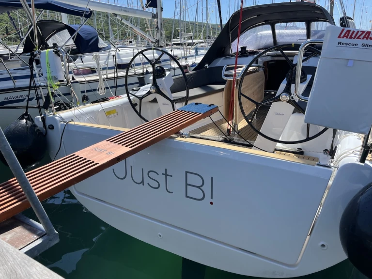 Location à Punat - Dehler Dehler 38 SQ sur SamBoat