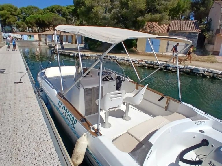 Location bateau Bormes-les-Mimosas pas cher Cap ferret 650