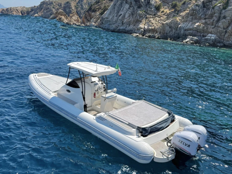 Location bateau CVL Nautica Impetus 36 à Cannigione sur Samboat