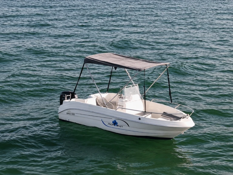 Location bateau Valras-Plage pas cher Pacific Craft 500 Open Trendy