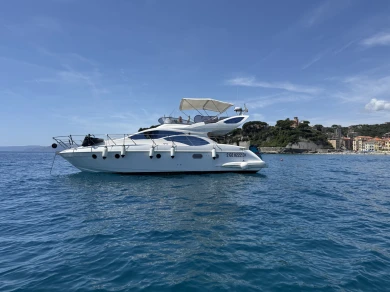 Noleggio a Varazze – Azimut Azimut 43 Fly su SamBoat