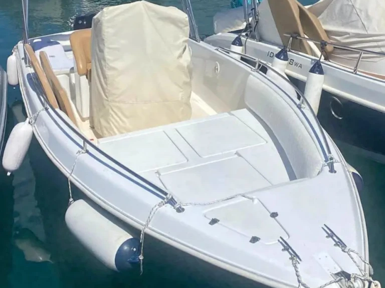 Location bateau Salerne pas cher Generica