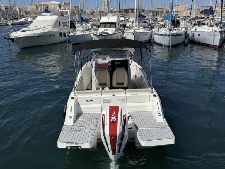 Location à Marseille - Quicksilver Quicksilver 705 Cruiser sur SamBoat