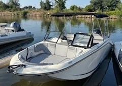 Location bateau Bayliner M19 à Hyères sur Samboat