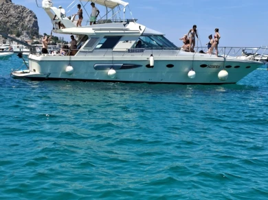 superitalia flybridge in Palerme on SamBoat