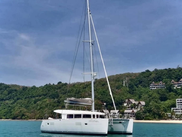 Louez un Lagoon Lagoon 400 S2 à Amphoe Mueang Phuket