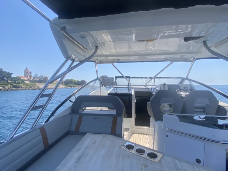Location bateau Bénéteau Flyer 10 à Mandelieu-la-Napoule sur Samboat